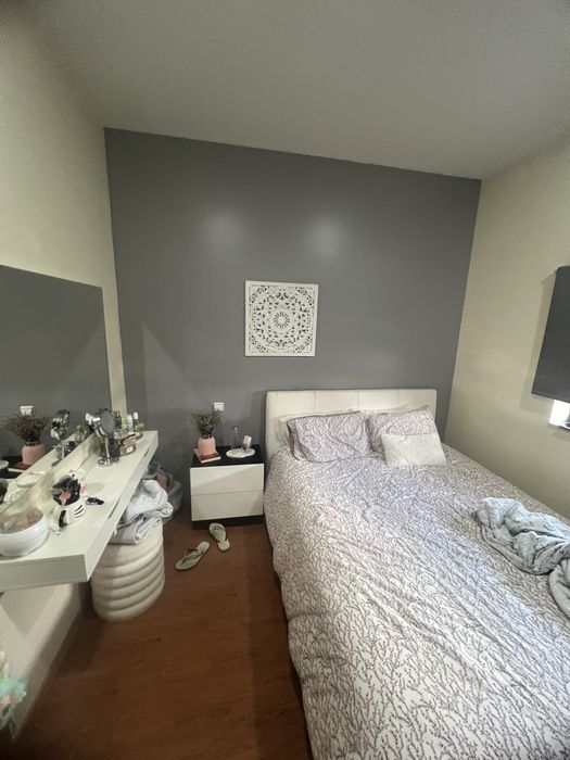 Cama branca pele
