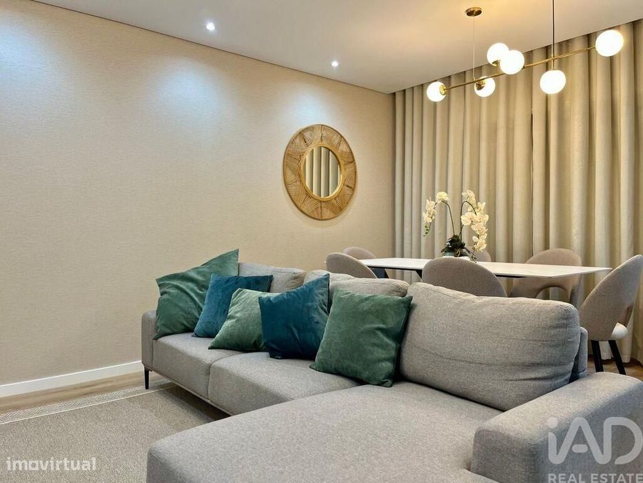Apartamento T2 em Ramalde de 71 m2