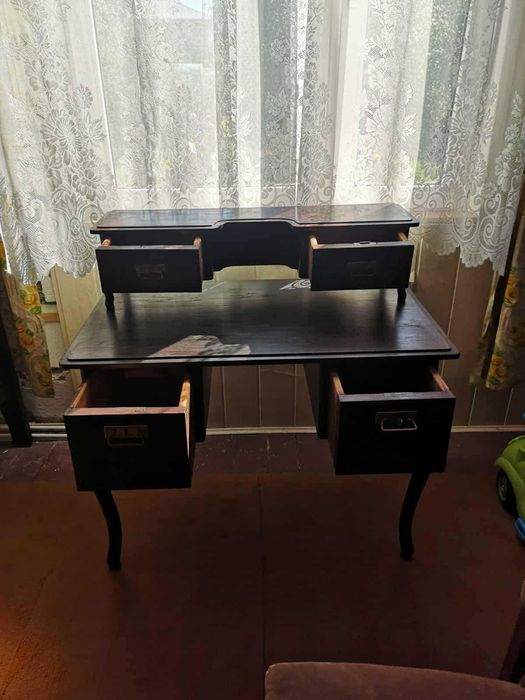 Antyczne biurko z nadstawką - jesionowe