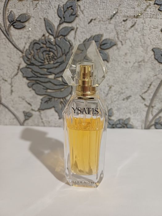 женские винтажные оригинальные духи Ysatis givenchy 30ml