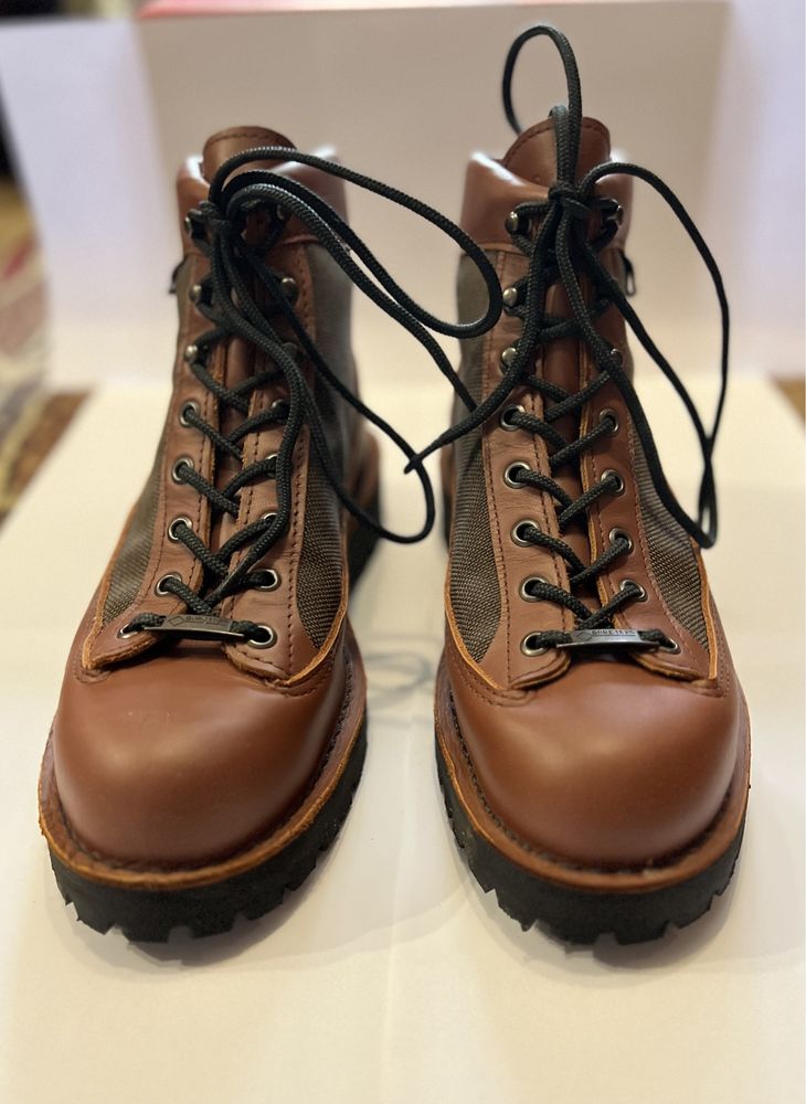 DANNER LIGHT CEDAR BROWN Model 30457 made in USA 10 500 Olx