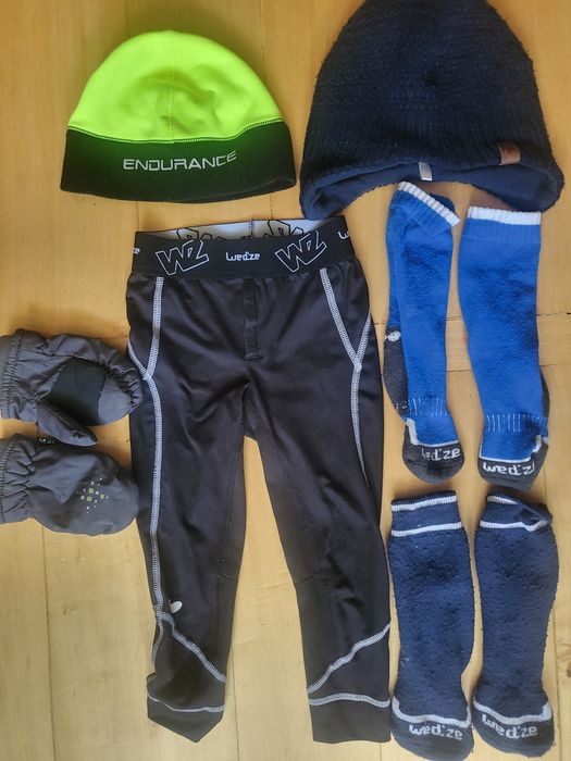 Na zimę: leginsy  skarpety rękawiczki i czepki dla chłopca r. 92 98