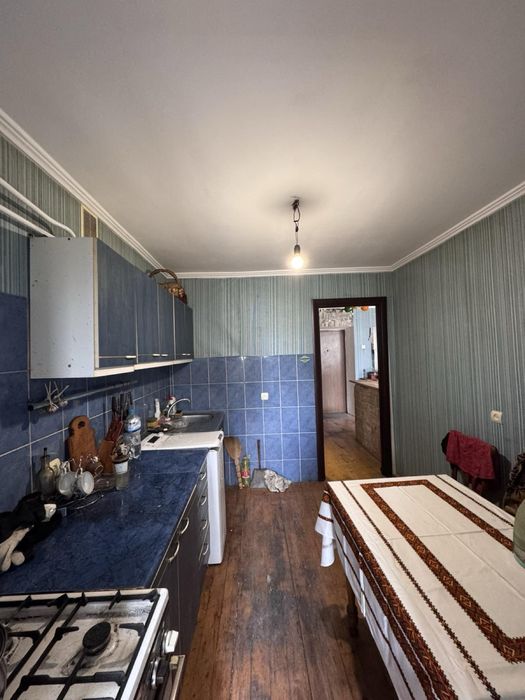 продам 1 но кім квартиру