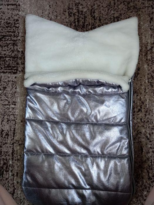 Зимовий конверт на виписку та в коляску