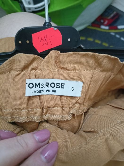 Spodenki damskie na gumkę kolor musztardowy rozmiar s