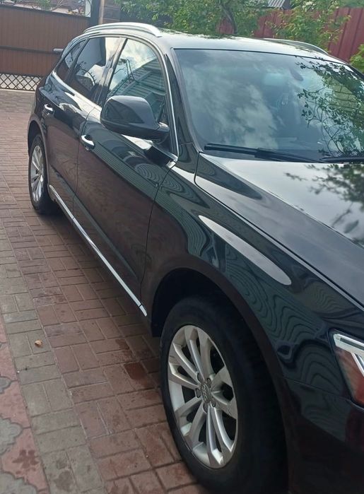 Продам автомобіль AUDI Q5