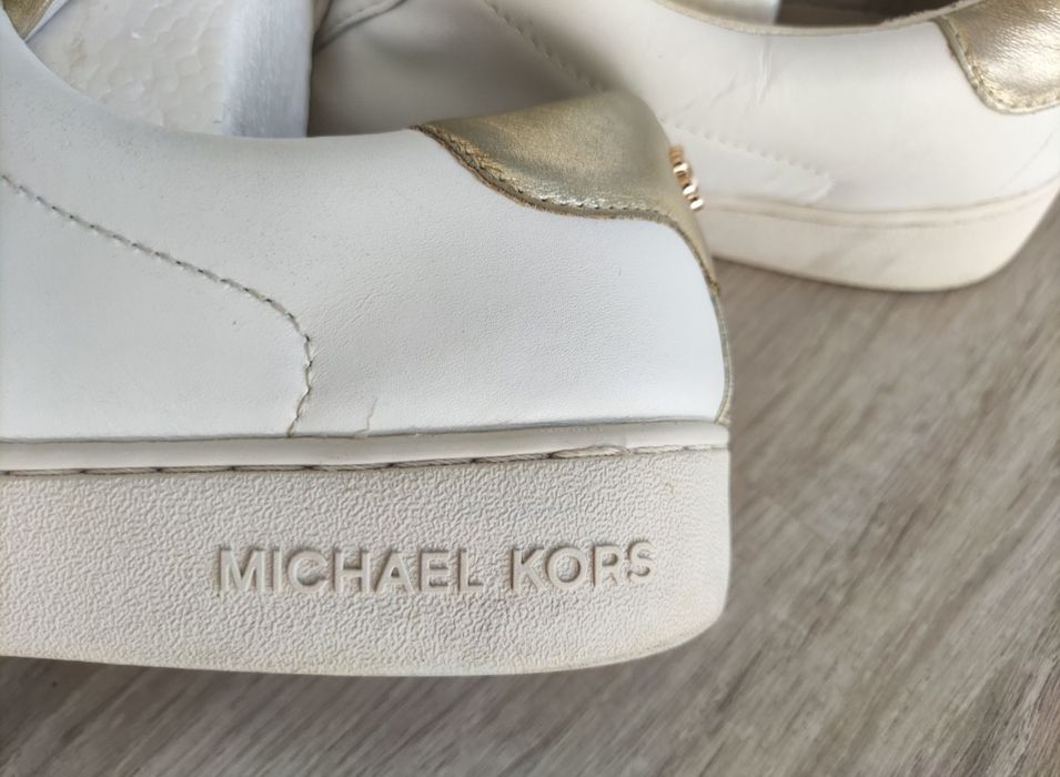 Białe sneakersy Michael Kors 39