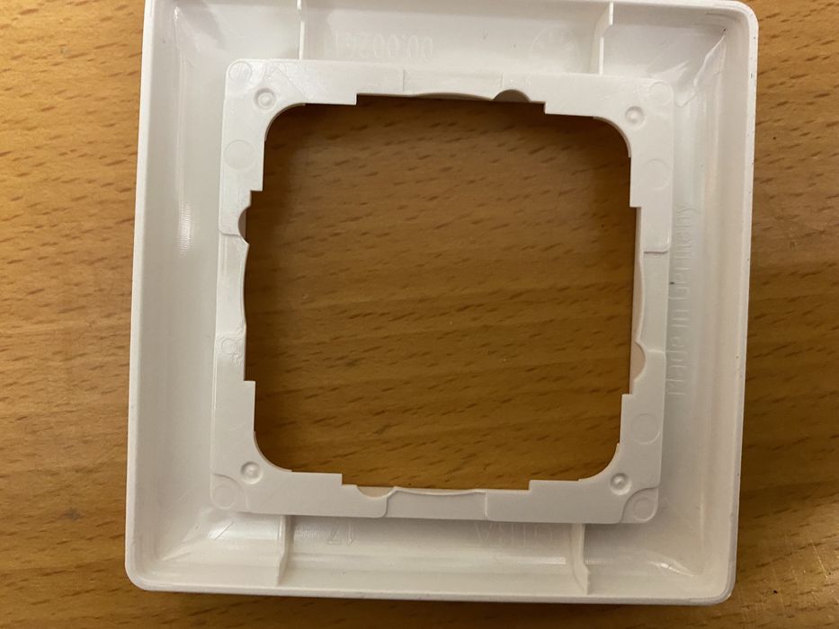 Electrical Socket - Gira64564282787969120