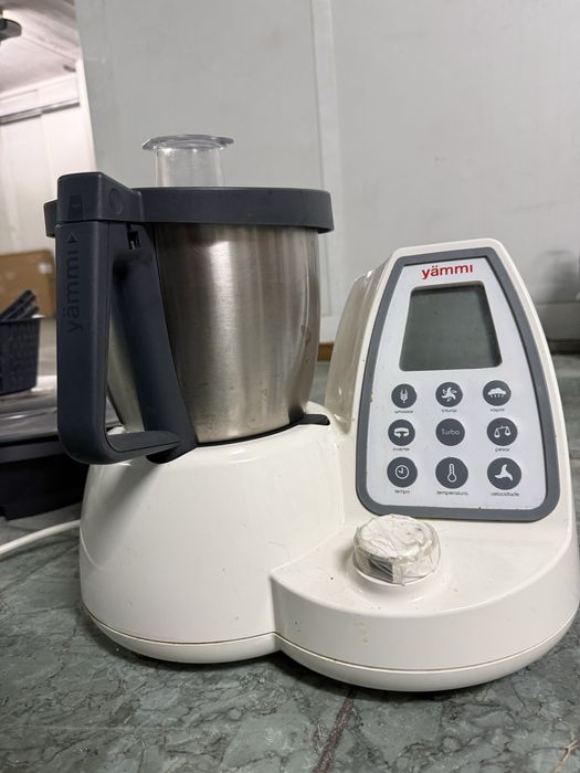 Robo de cozinha Yammy