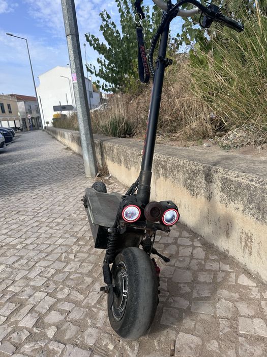 Trotinete 5600w muita potencia