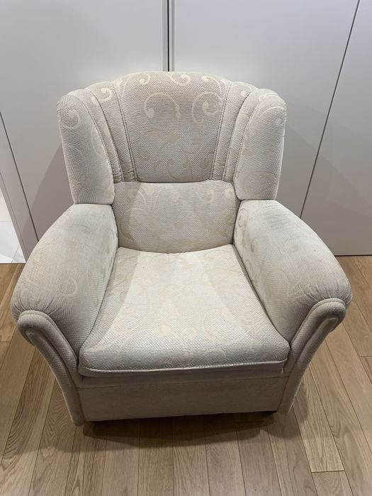 Vendo mobilia de sala, forno