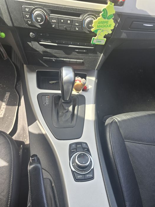 Bmw 320d de 2012 com muitos extras