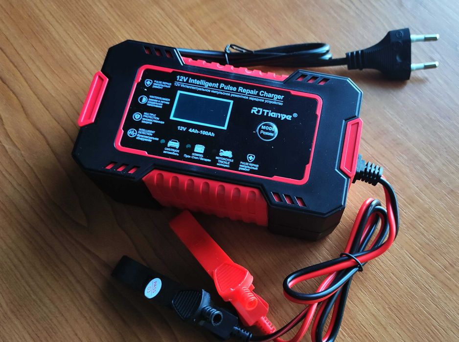 Зарядні 12/24в АКБ авто, 2А-25А, 7А, 10А, 12А зарядное устройство