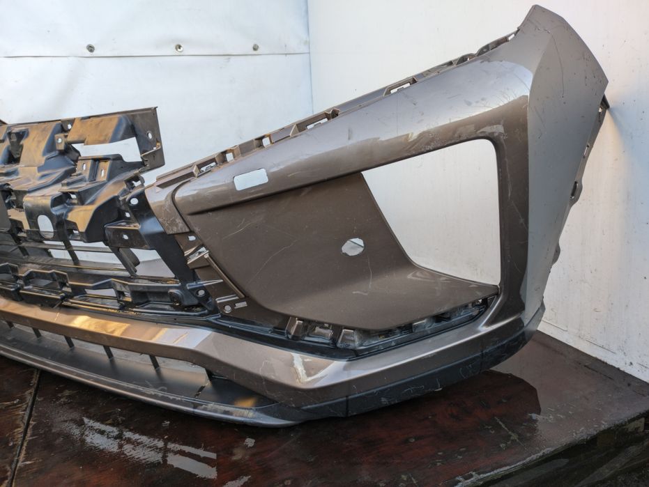 Передній бампер Mitsubishi Eclipse Cross 2017-