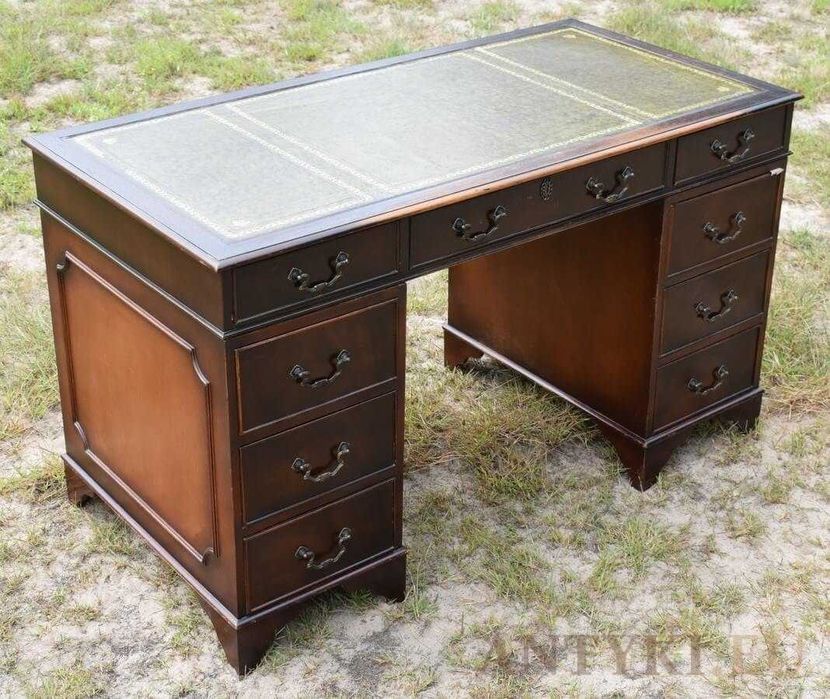 Cesarskie biurko gabinetowe empire.