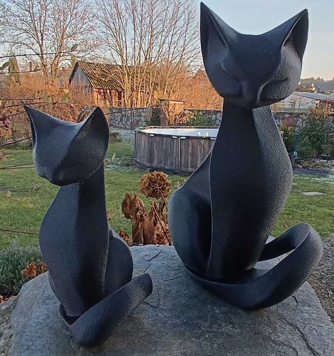 Piękne nowoczesne figurki kotów – 17 cm i 25 cm