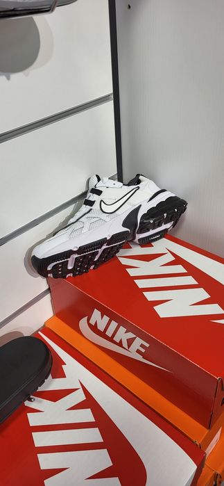 Кросівки чоловічі Nike