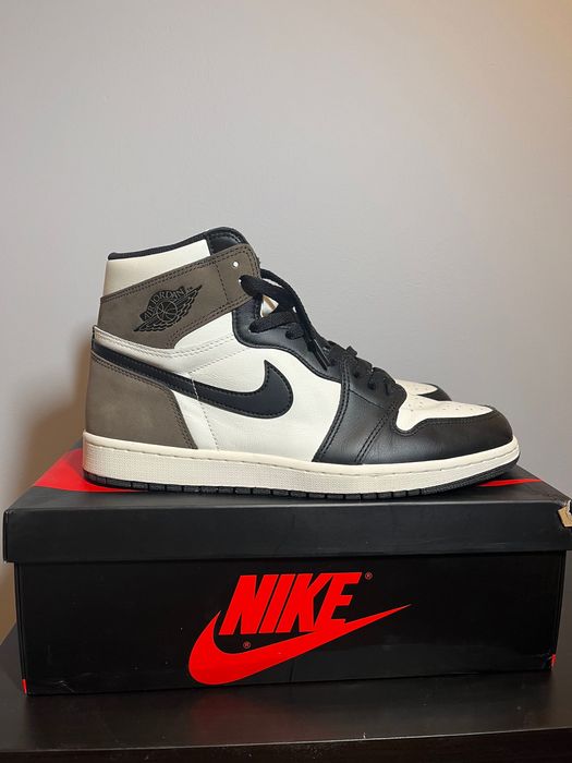 Air Jordan 1 High Mocha