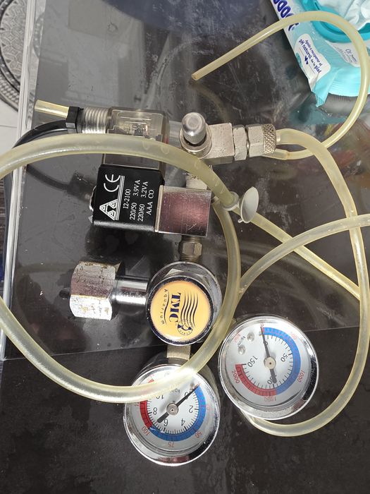 Redutor de pressão duplo  de co2 da TMC