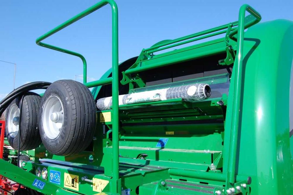 Prasa pasowa McHale V6750 – NOWA – dostępna od ręki!