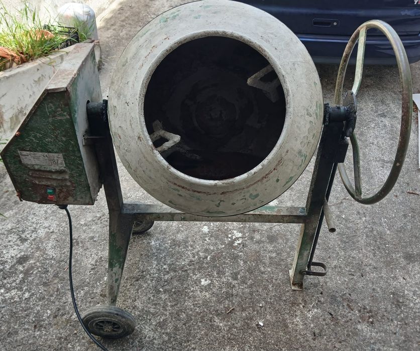 Betoneira 150lts