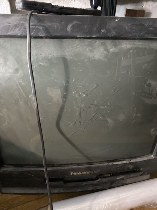 Продам старий телевизор panasonic