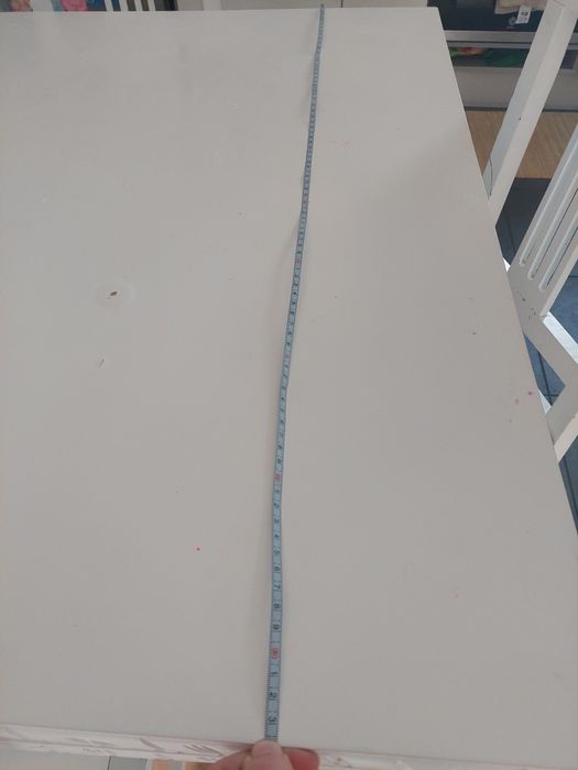 Mesa extensivel antiga, lacada