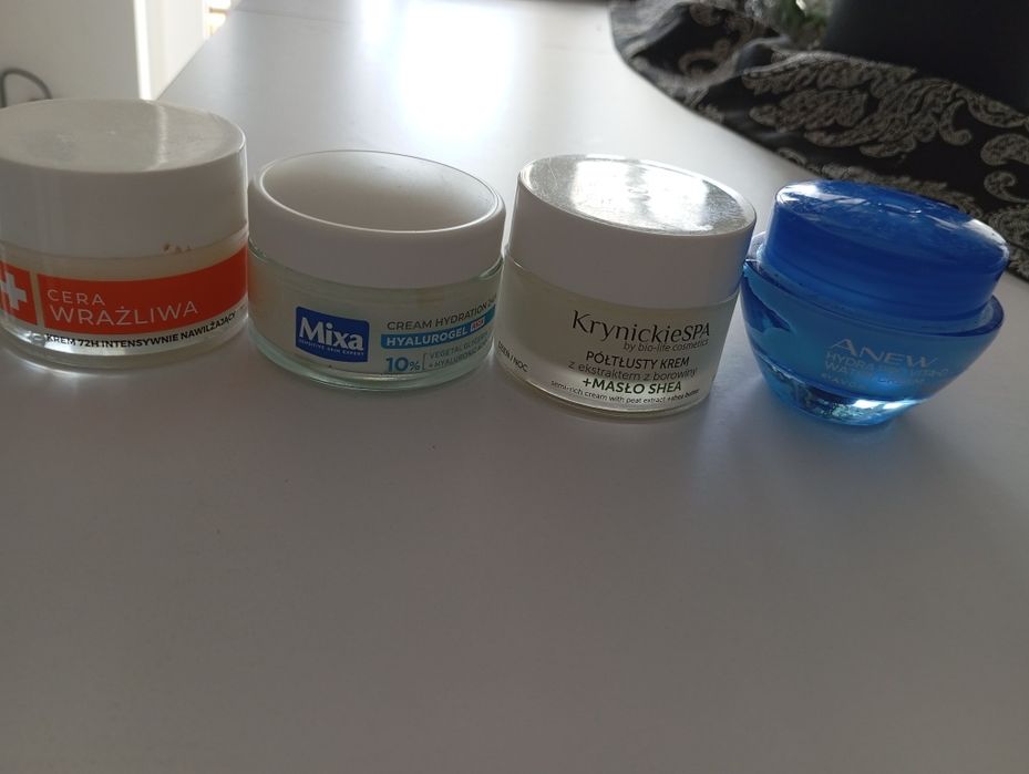 Zestaw 4 kremów do twarzy