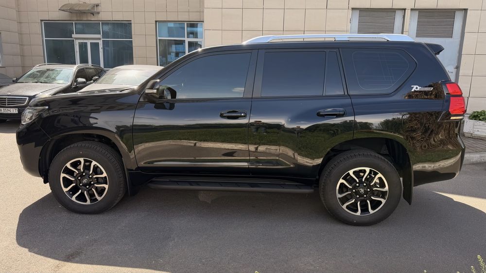 Toyota Land Cruiser Prado 2022