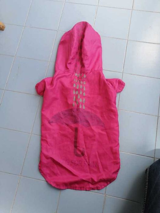 Camisola impermeável para cão
