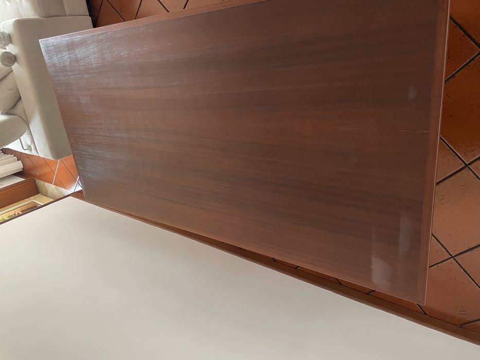 Mesa de sala de jantar