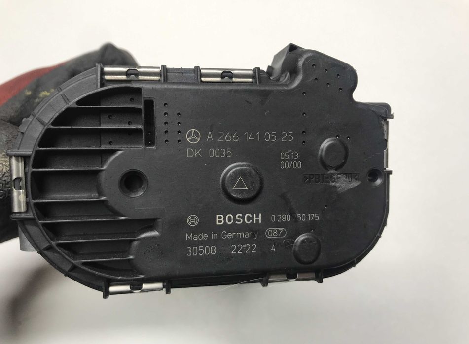 Дросельна заслінка Mercedes E-Class W212. S212. C207. A207 - 1.8