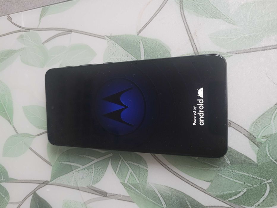 Motorola model: XT2159-3