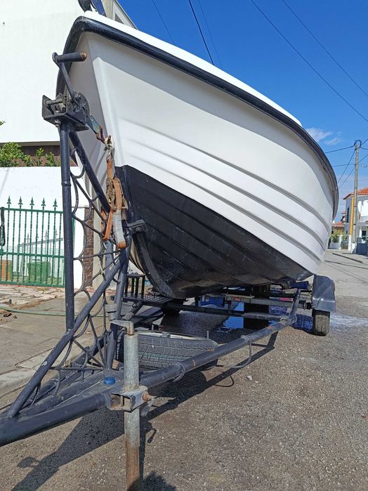 Barco fibramar.