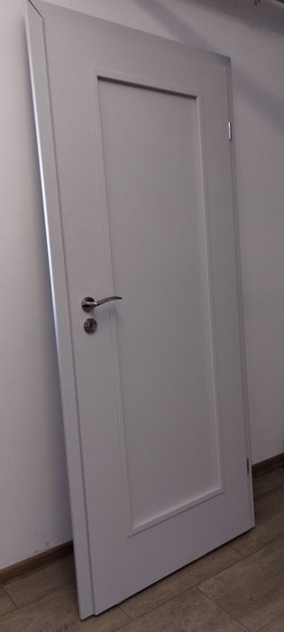 Drzwi wewnętrzne pełne Grappa Grau 80 Prawe TANIO