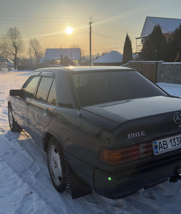 Продам мерседес 190Е