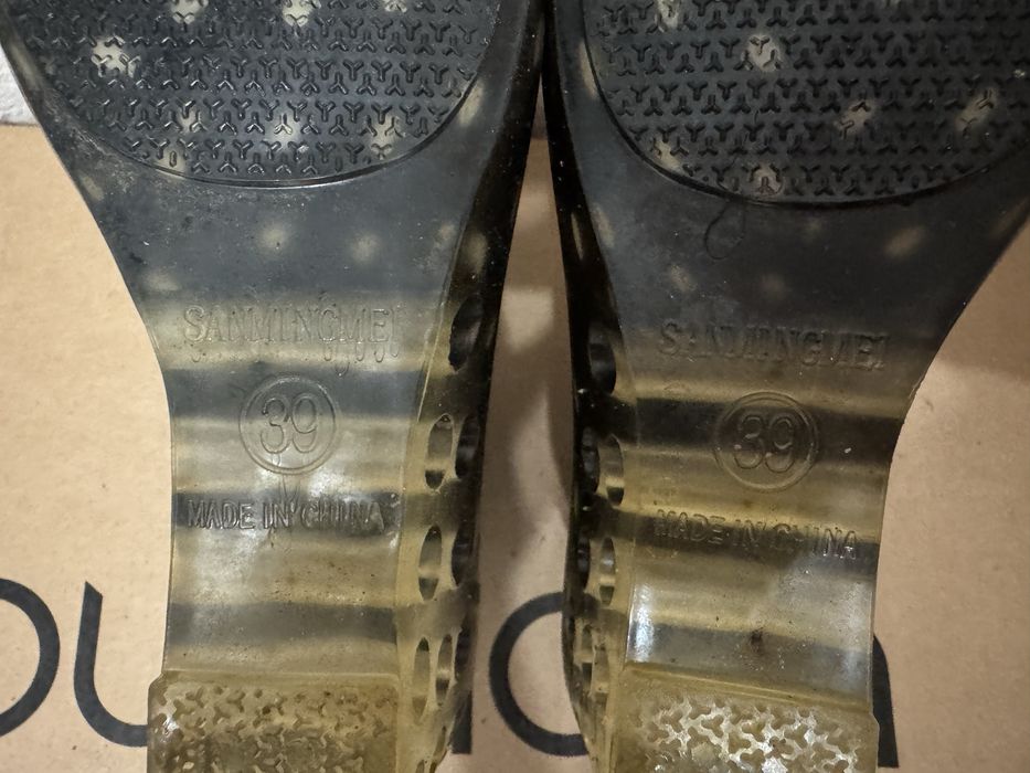 Продам жіночі прозорі чоботи