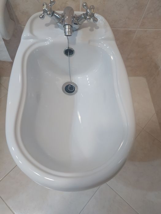 Vide com torneira JAS  0.60 cm de comprimento