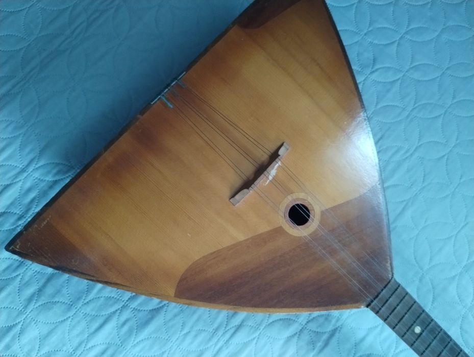 Bałałajka 6 strunowa