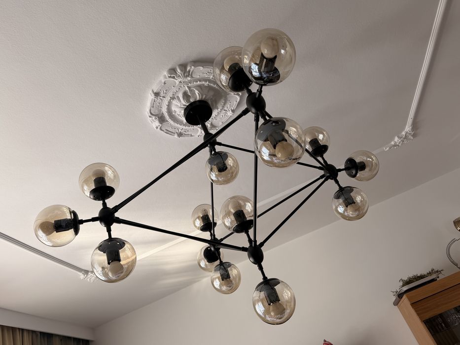 Nowoczesna lampa  sufitowa do salonu