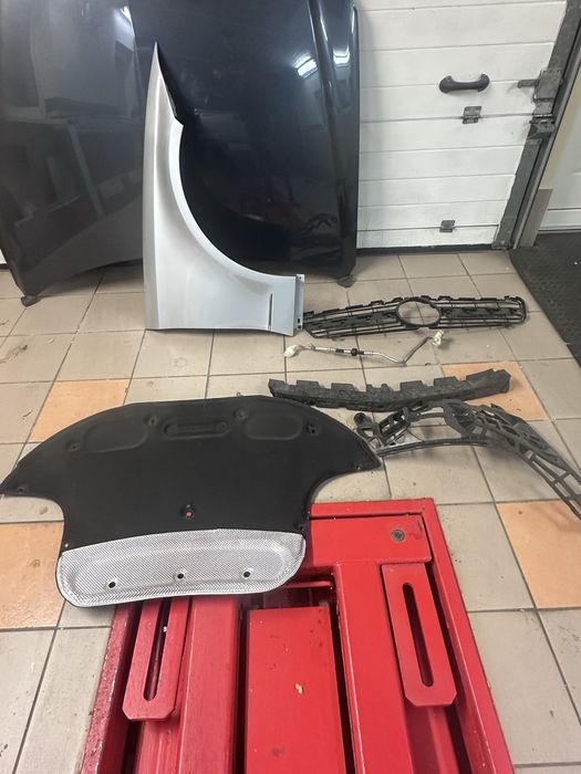 Mercedes cls w218 maska blotnik ślizg Okazja