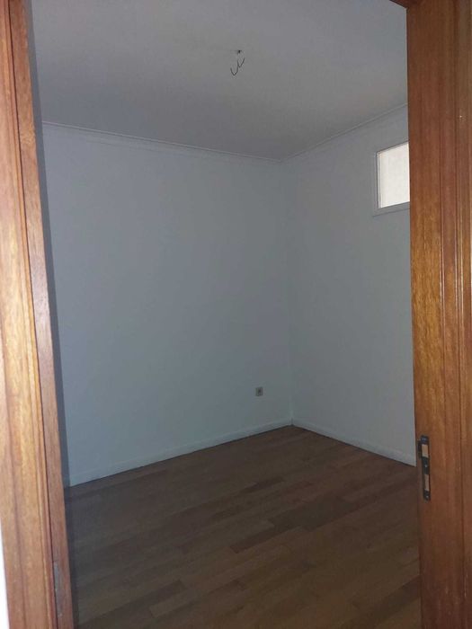 Arrendar T2+1 com Garagem Individual | Águas Santas | Próx. Quinta da Caverneira
