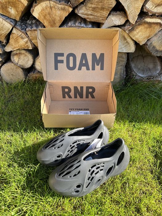 Adidas Yeezy/Yzy Foam RNR Adults ONYX, r. 43
