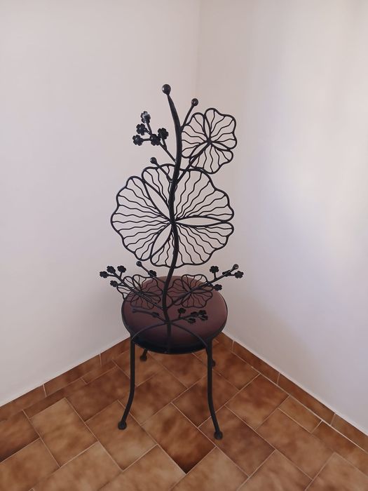 Banco Encosto Decorativo / Chair Decoration