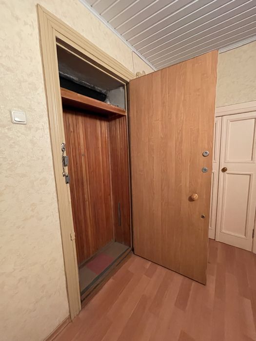 Продам 2 комн. квартиру с ремонтом