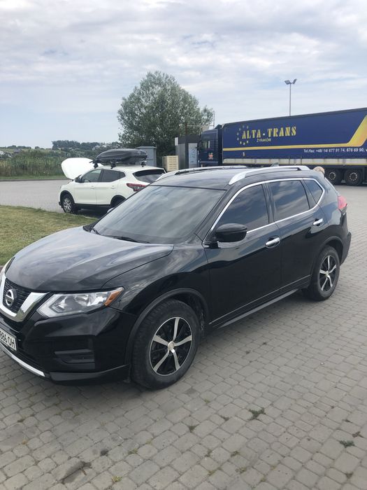 Nissan rogue 2017