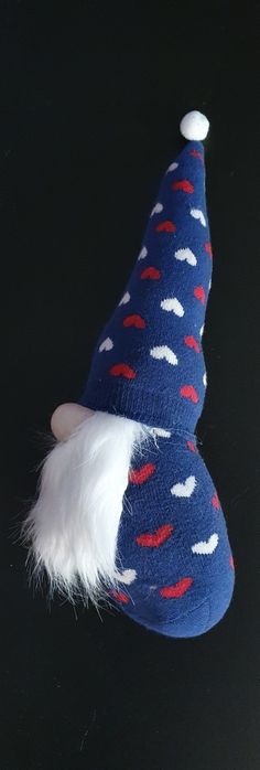 Skrzat Krasnal miekki w serca 37 cm WALENTYNKI