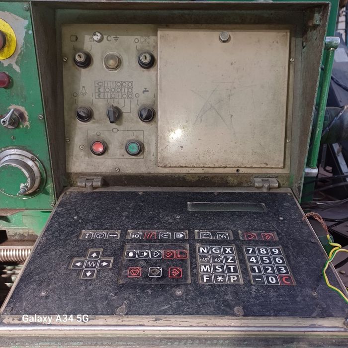 16А20Ф3 токарный станок с ЧПУ