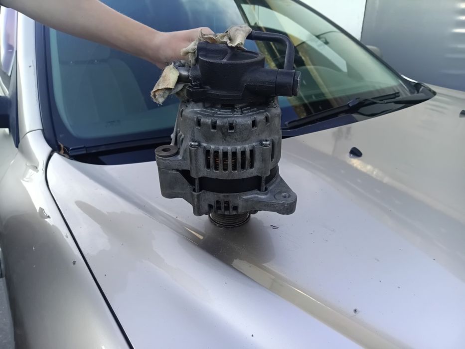 Генератор Hyundai Santa Fe 2 оригинал