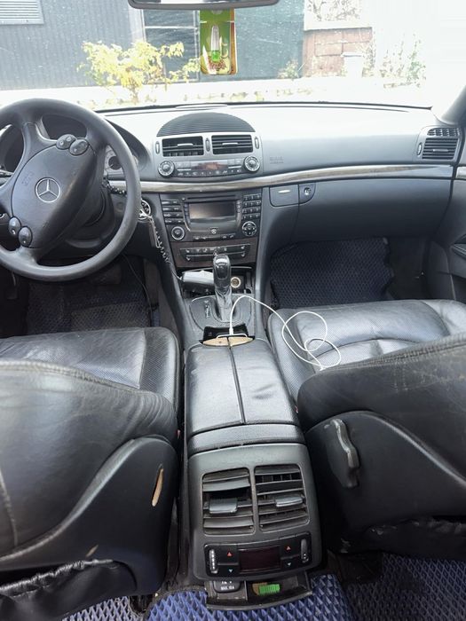 Мерседес 211 3.2 Mercedec E320 Возможна росрочка